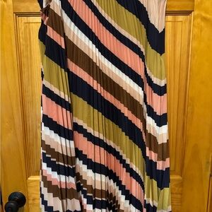 Anthropologie Maeve - The Isabel Silky Pleated Skirt, size Xl, brown motif